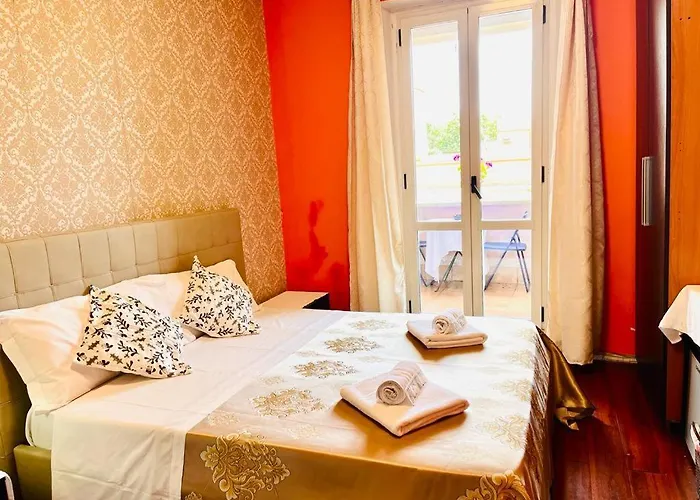 Hill Town 4* Rome
