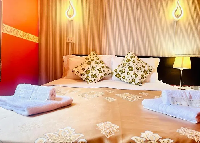 Hill Town Guest house 4*