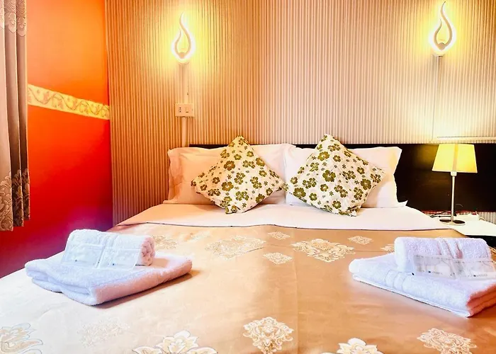 Hill Town Guest house 4*